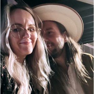 Meet your Posher, Mya